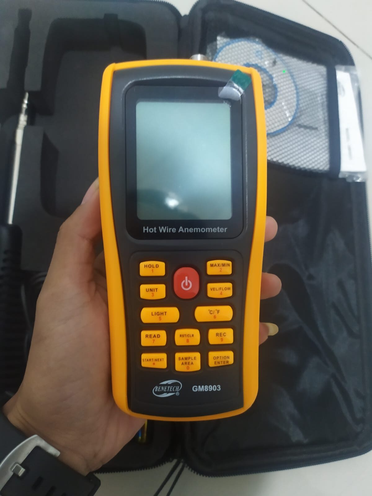Benetech GM8903 Hot Wire Anemometer Benetech GM8903 Hot Wire Anemometer 1