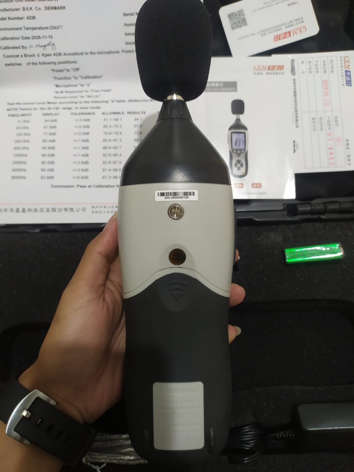 CEM DT-8852 Sound Level Meter CEM DT-8852 Sound Level Meter 2
