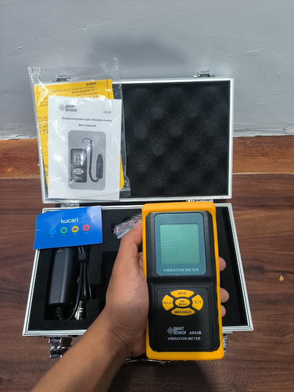 Smart Sensor AR63B Vibration Meter Smart Sensor AR63B Vibration Meter 4