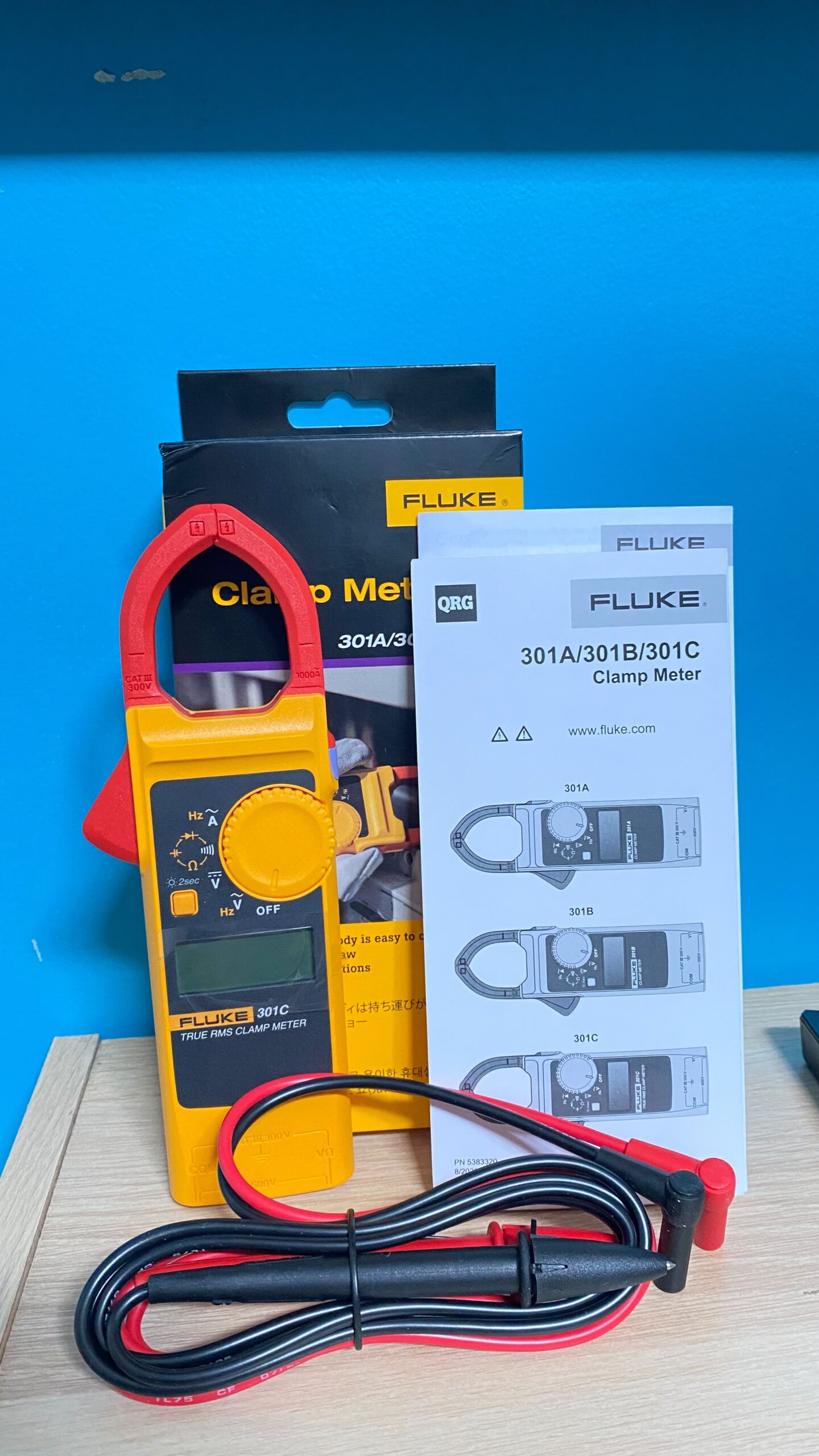Fluke 301C Clamp Meter Fluke 301C Clamp Meter